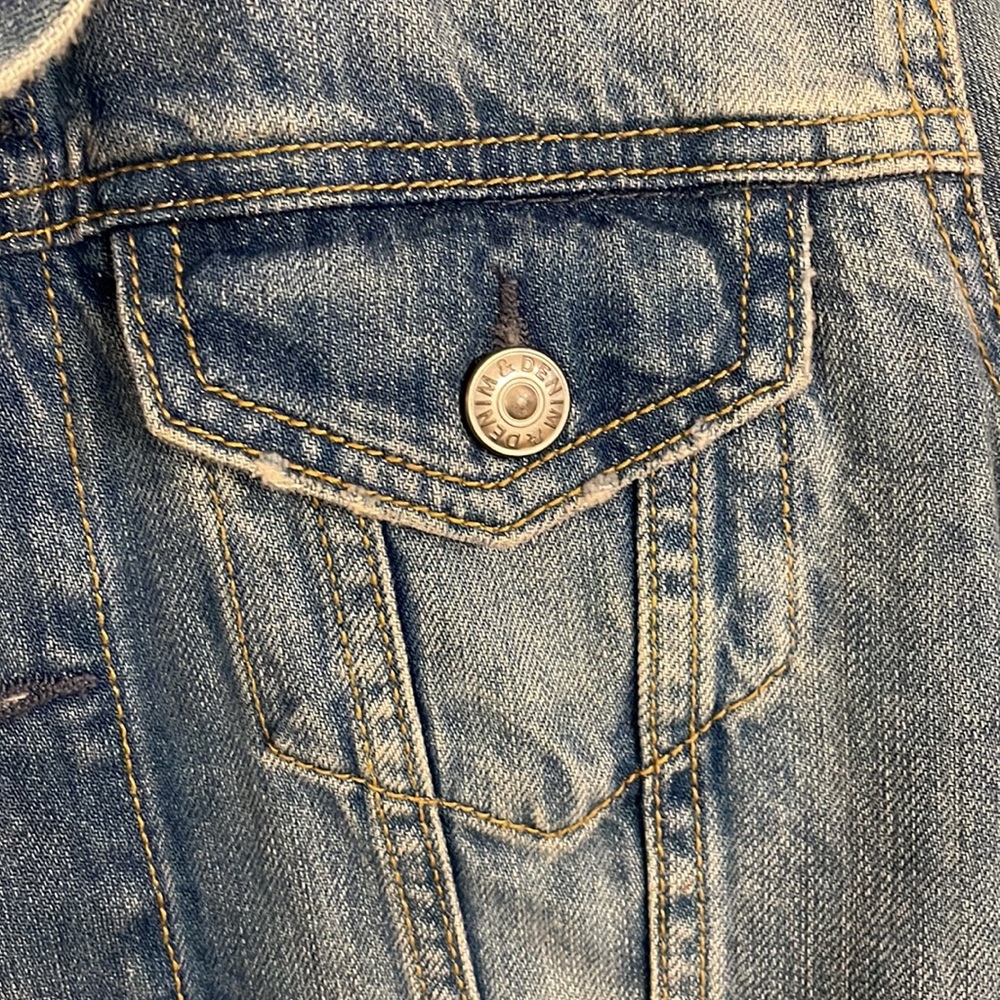 H&M Jean Jacket - Picture 3 of 5